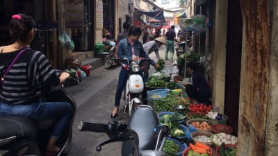 Hanoi. Vietnams unga är bland världens mest Facebook-aktiva.