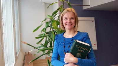 Överinspektör Suvi Savolainen på finansministeriet