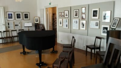 Flygeln i salen, Sibelius födelsehem i Tavastehus