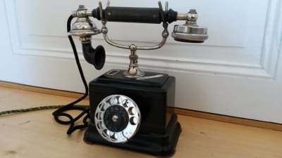 gammal telefon