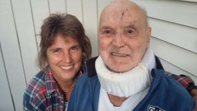 Hangöbon Stig Lindström, 88 år, klarade sig med livet i behåll efter kollision med tåg