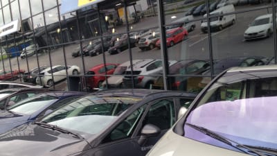 Bilar till salu i Karleby