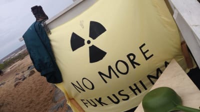 Protest mot kärnkraftverk i pyhäjoki.
