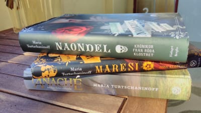 Böckerna Naondel, Maresi och Anaché.