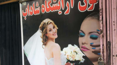En reklam med en brud i Afghanistan.