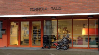 I Tommola-talo samlas yngre och äldre barn, föräldrar och experter under samma tak.