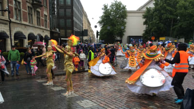 Sambakarneval i Helsingfors 18.6.2016.