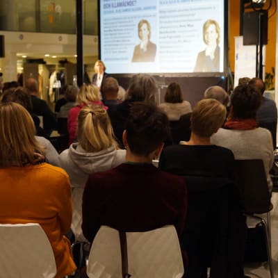 Seminarium om droger och välmående i Jakobstad.