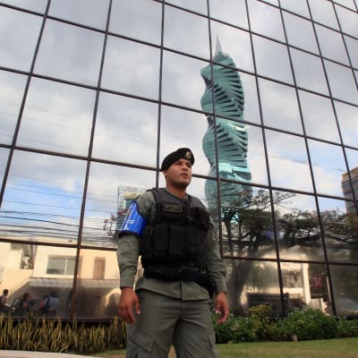 Åklagarämbetet i Panama beordrade ett 27 timmar långt tillslag mot Mossack Fonsecas huvudkontor för att utreda möjliga brott i den ökända advokatbyrån