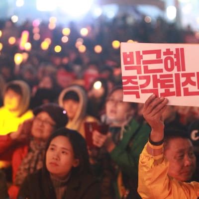 Protester mot presidenten i sydkorea