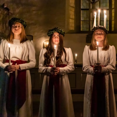 Luciakröning i Borgå domkyrka.