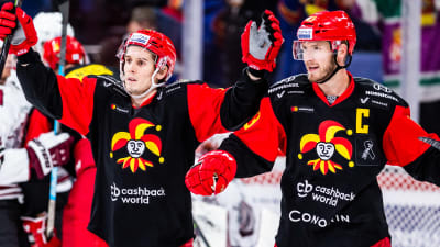 Steve Moses och Peter Regin jublar.
