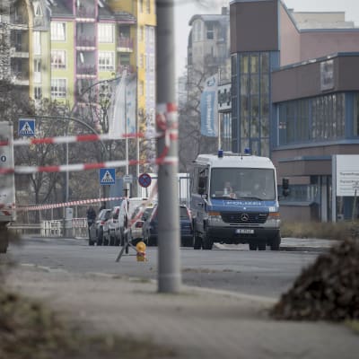 Ett avspärrat område nära platsen för Berlinattacken där lastbilen antas har parkerat strax innan dådet.