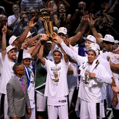 San Antonio Spurs vann.