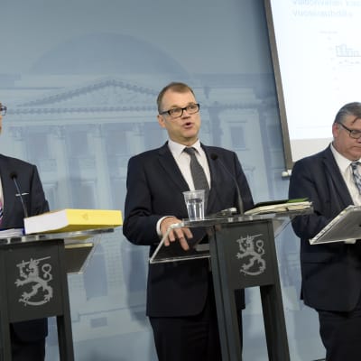 Partiledarna Alexander Stubb, Juha Sipilä och Timo Soini på Villa Bjälbo.