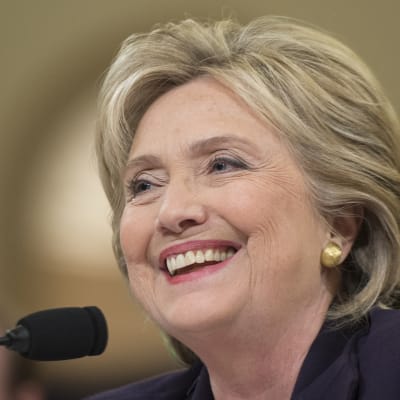 Hillary Clinton i kongressförhör om angreppet på USA:s konsulat i Benghazi.