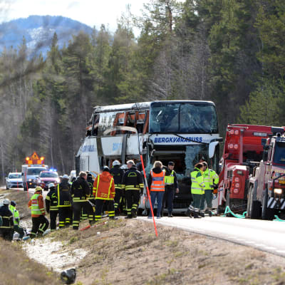 Bussolyckan nära Sveg i Sverige den 2 april 2017