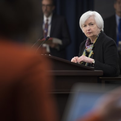 Fed-chefen Janet Yellen håller presskonferens efter räntebeskedet den 16 mars 2016.