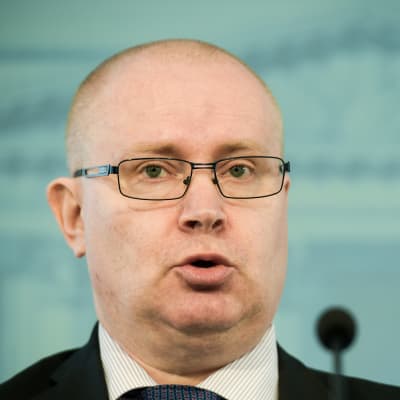 Justitie- och arbetsminister Jari Lindström