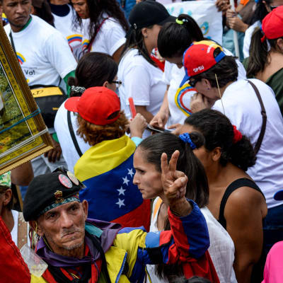 Anhängare till president Nicolás Maduro på ett kampanjmöte i Caracas 27.7.2017
