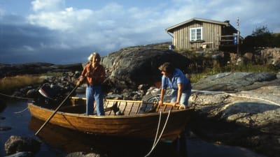 Tove och Tuulikki i båten