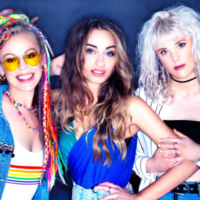 Bandet Kings Daughters som trio med Vicky O'Neon till vänster.