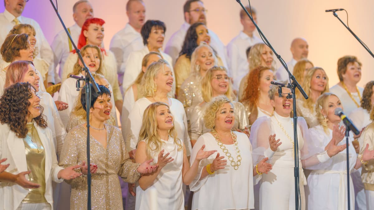suvivirsikirkossa-kaikuu-kes-inen-ilolaulu-yle-radio-1-yle-fi