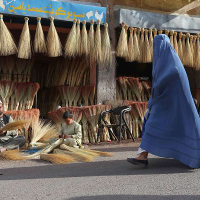 Burkor är numera vanliga i Afghanistan och Pakistan men en sällsynt syn i Marocko