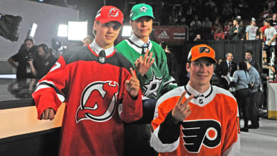 Nico Hischier, Miro Heiskanen och Nolan Patrick efter draften 
