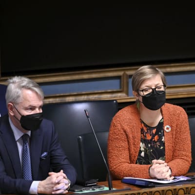 Tre ministrar på riksdagens frågestund; Haavisto, Mikkonen, Lintilä