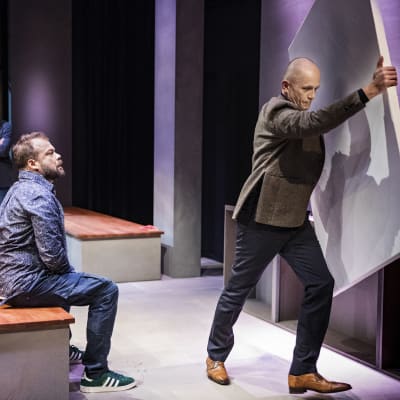 Foto från Art på Svenska Teatern.
