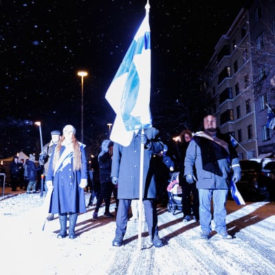 612-kulkue marssi Helsingissä itsenäisyyspäivänä 2022.