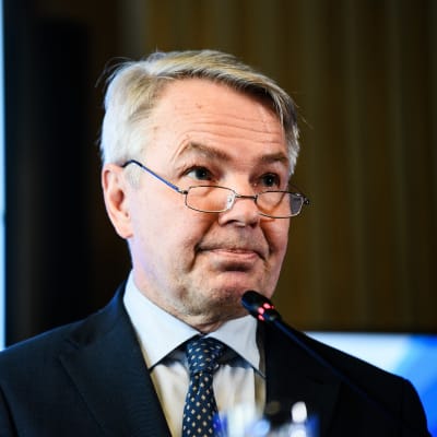 Ulkoministeri Pekka Haavisto 29. huhtikuuta Säätytalolla Helsingissä.