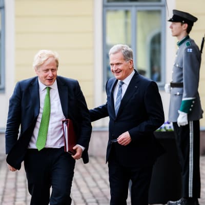 Britannian pääministeri Boris Johnson vieraili 11. toukokuuta tapaamassa tasavallan presidenttiä Sauli Niinistöä Helsingissä.