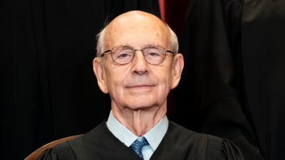 Stephen Breyer i USA:s högsta domstol i Washington den 23 april 2021.