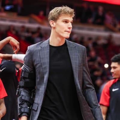 Fel speldress Lauri Markkanen!