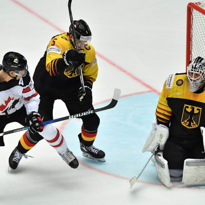 Kanadas Brayden Schenn gjorde mål efter bara 20 sekunder mot Tyskland i ishockey-VM 2018.