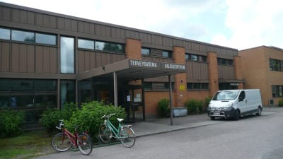 Gammal bild på Nickby hälsovårdscentral.