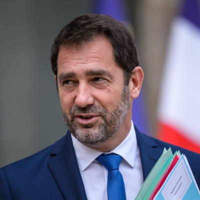 Den franska regeringens talesman Christophe Castaner utanför presidentpalatsen i Paris i augusti 2017.