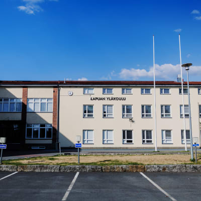 Lapuan yläkoulu.