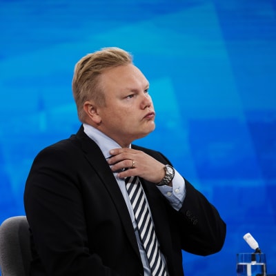 Tiede- ja kulttuuriministeri Antti Kurvinen vieraili Ylen aamussa 20. elokuuta.