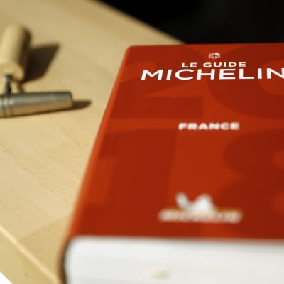 Den franska Michelinguiden för 2018.