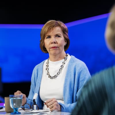 Anna-Maja Henriksson vieraili Ylen Ykkösaamussa lauantaina 27. helmikuuta.
