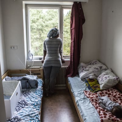Asylsökande på Röda korsets flyktingförläggning i Åbo
