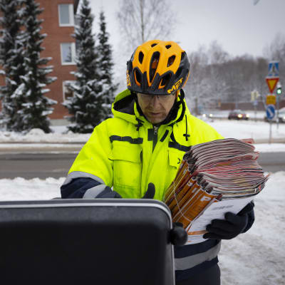 Postinjakaja Pertti Pohjavuori. 