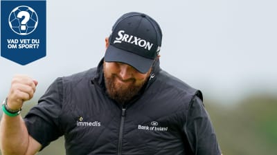 En golfspelare firar seger i British Open.