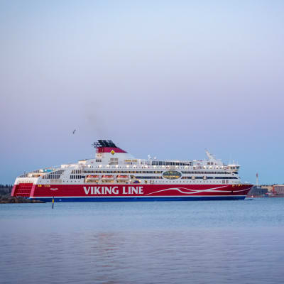 Viking XPRS lähdössä Helsingistä.
