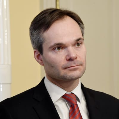 Inrikesminister Kai Mykkänen efter att ha svurit tjänsteeden den 12 februari 2018.