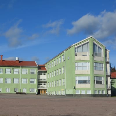 Karjaan yhteiskoulu