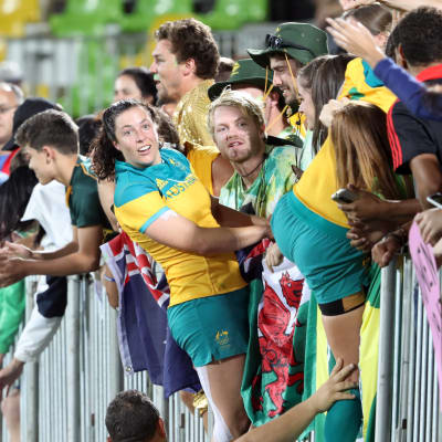 Full fest när Australien vann OS-guld i Rugby Sevens för damer.